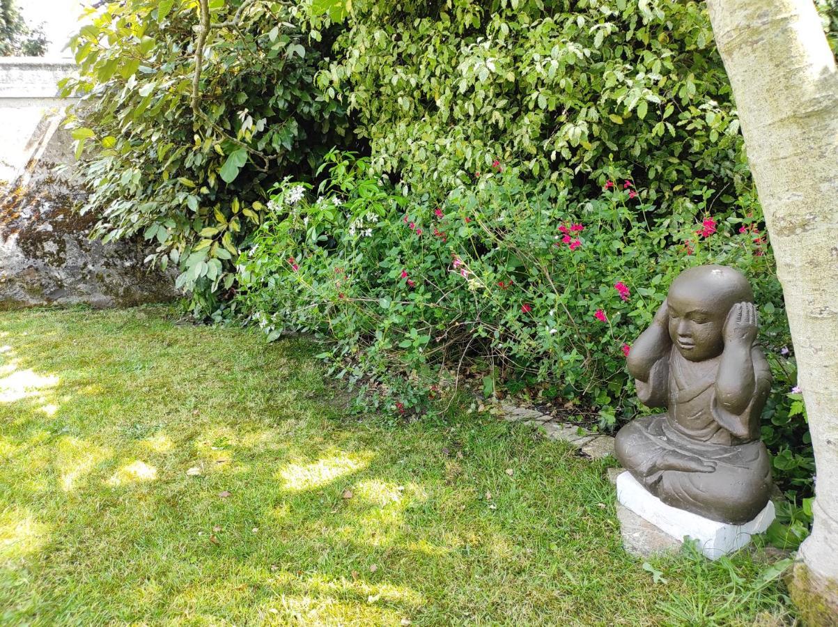 Aux Trois Palmiers Bed & Breakfast Saint-Brieuc Exterior photo