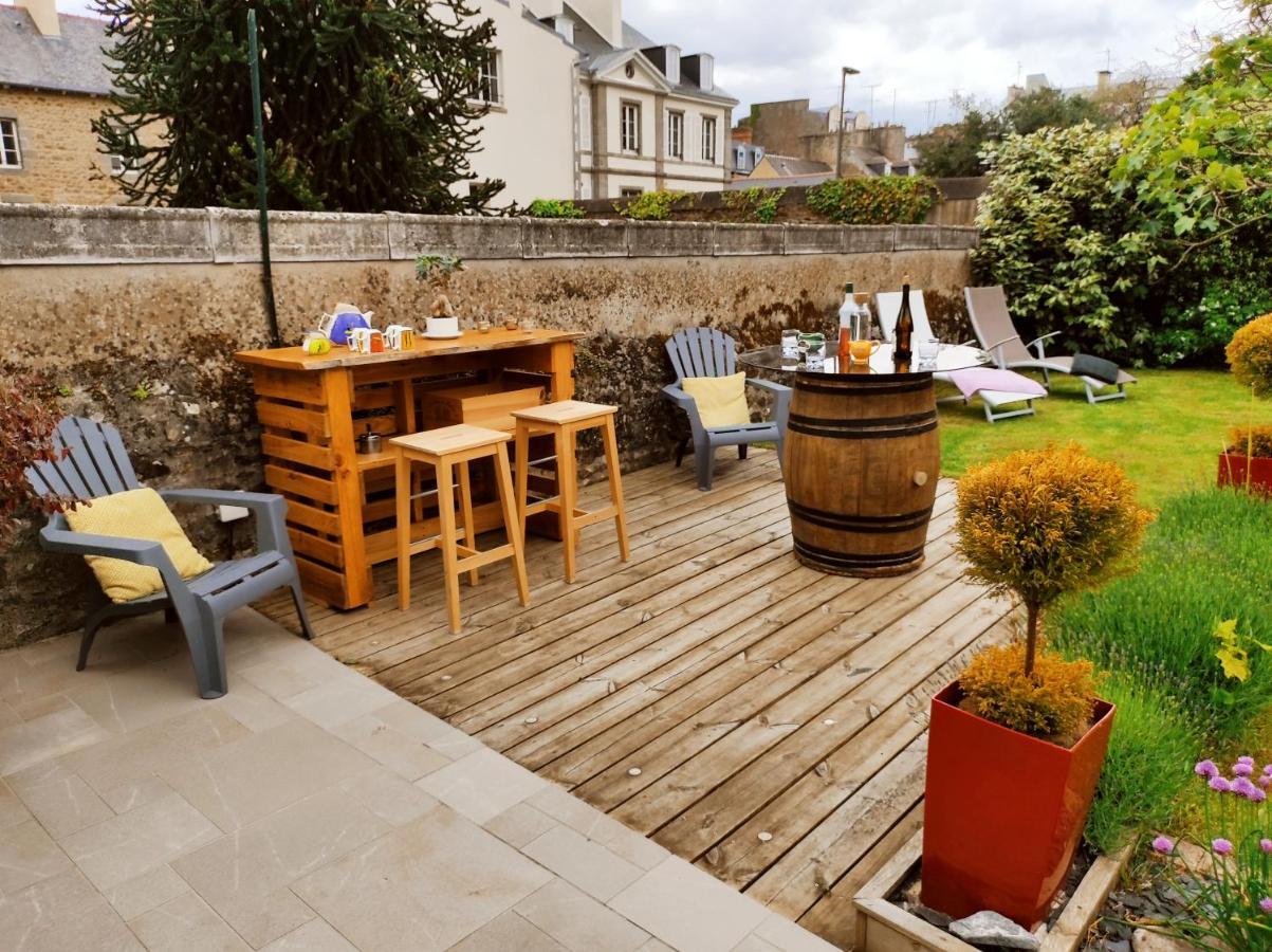 Aux Trois Palmiers Bed & Breakfast Saint-Brieuc Exterior photo