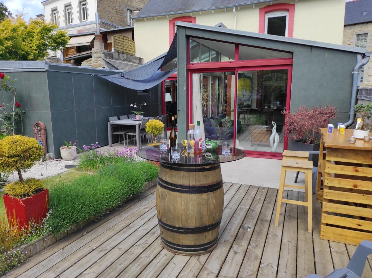 Aux Trois Palmiers Bed & Breakfast Saint-Brieuc Exterior photo